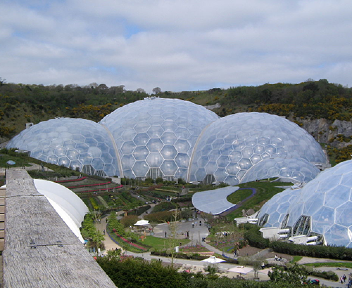 Eden project biomes